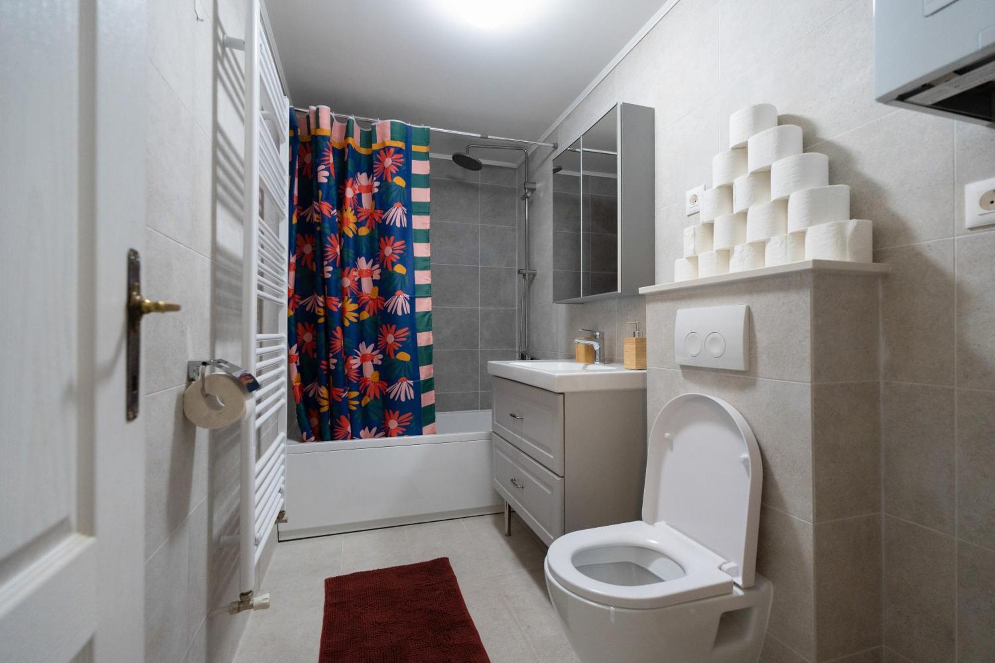 Apartment Ludwig - Films & Movies Collection Загреб Екстериор снимка