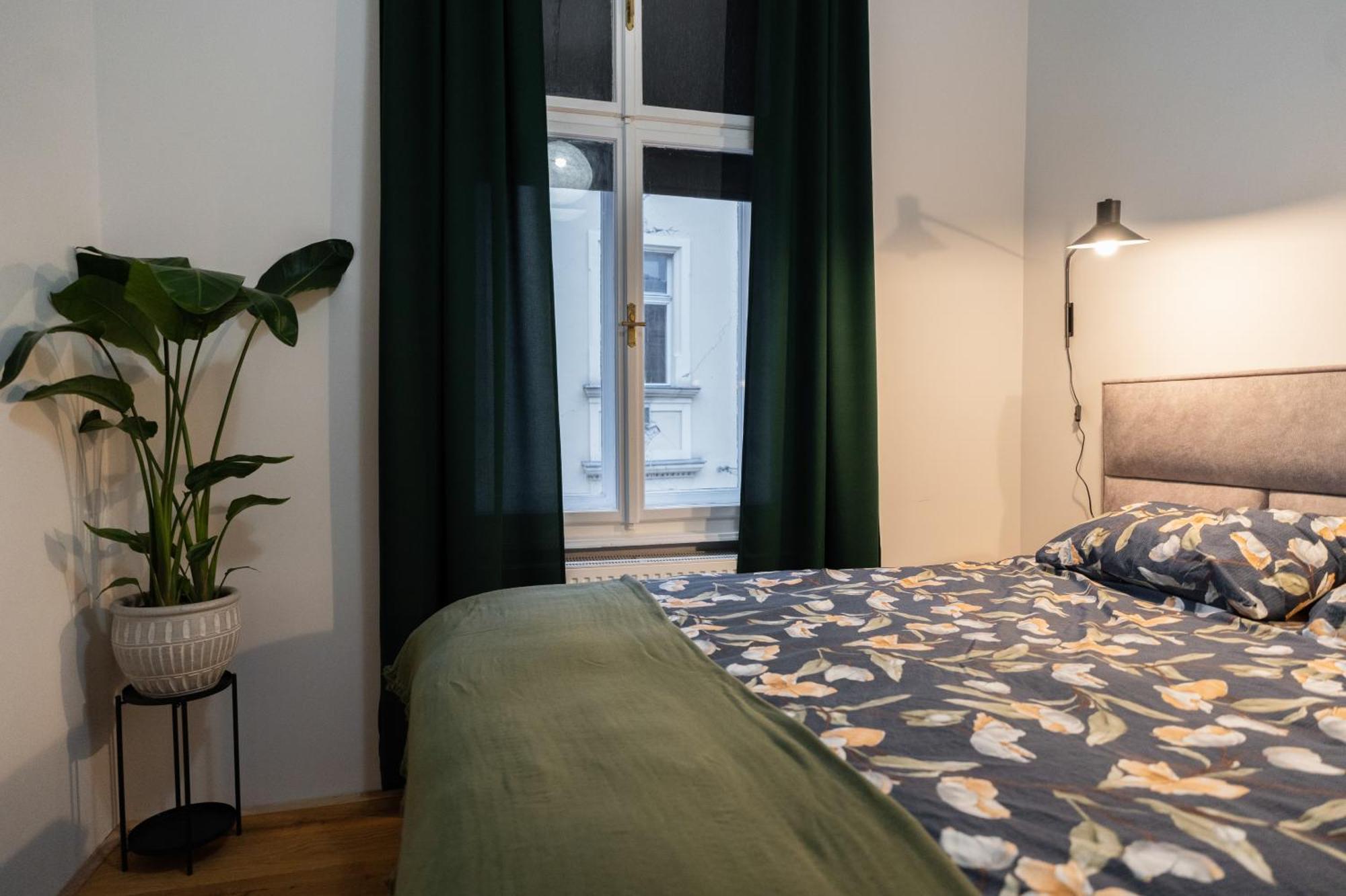 Apartment Ludwig - Films & Movies Collection Загреб Екстериор снимка
